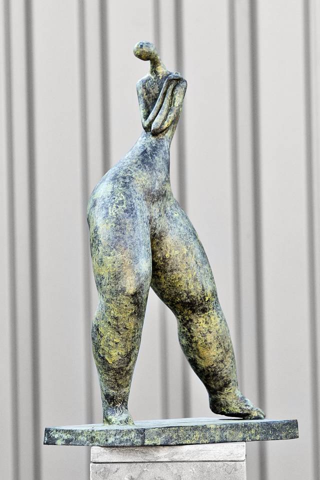 Penetratie Bijna Bezem Brons beeld - modern-vrouw abstract | Loosveldt